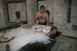 tellak-giving-bubble-massage-Turkish-bath-hamam